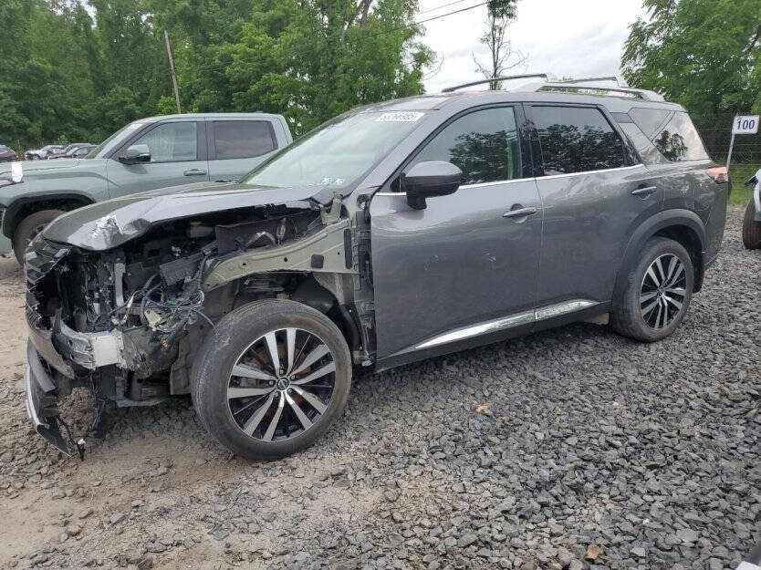 2023 Nissan Pathfinder Image 3