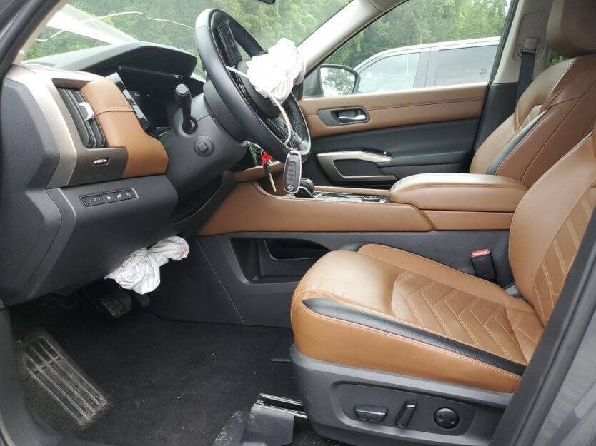 2023 Nissan Pathfinder Image 6