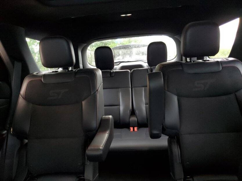2025 Ford Explorer Image 6
