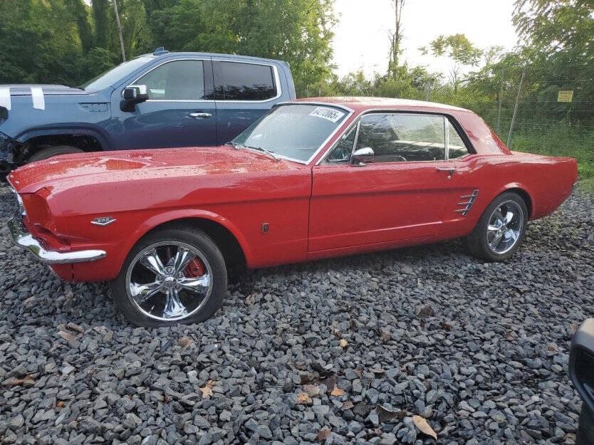 1966 Ford Mustang Image 2