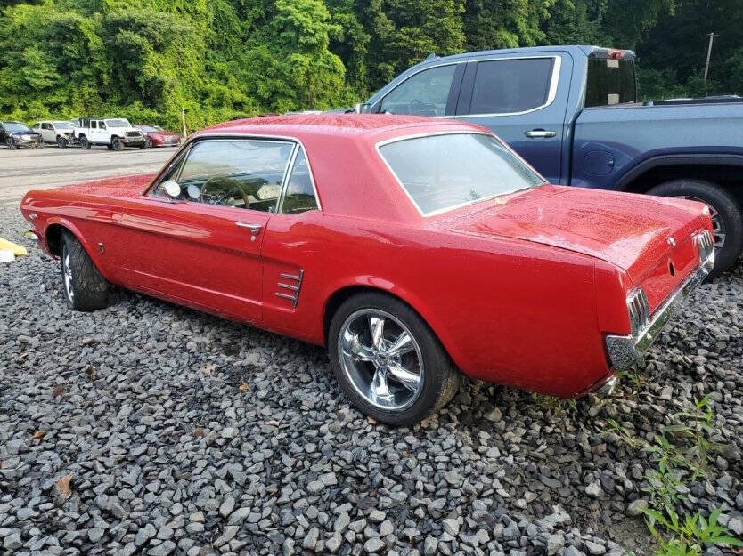 1966 Ford Mustang Image 3