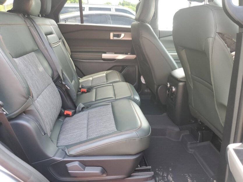 2024 Ford Explorer Image 9