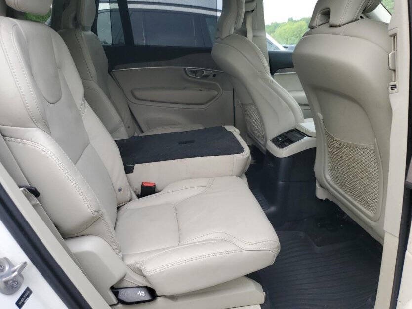 2024 Volvo XC90 Image 9