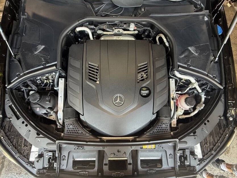2023 Mercedes-Benz S-Class Image 9