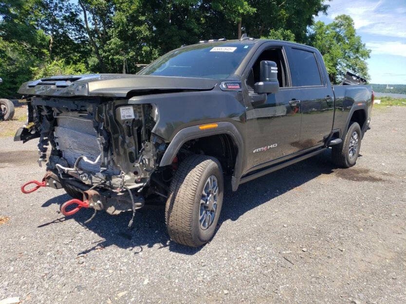 2023 GMC Sierra 3500 Image 3