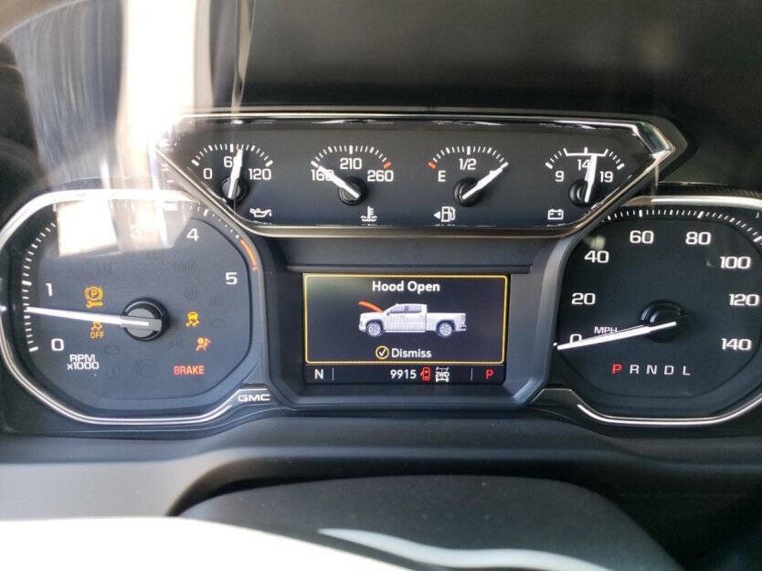2023 GMC Sierra 3500 Image 8