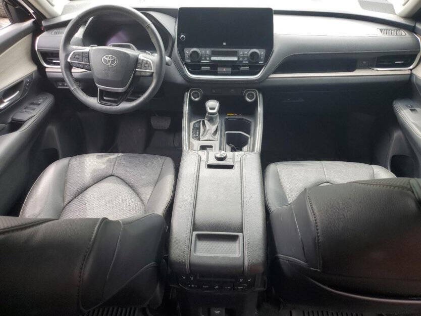 2024 Toyota Highlander Image 7