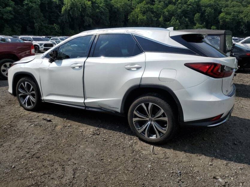 2021 Lexus RX 450h Image 3