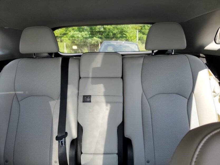 2021 Lexus RX 450h Image 6