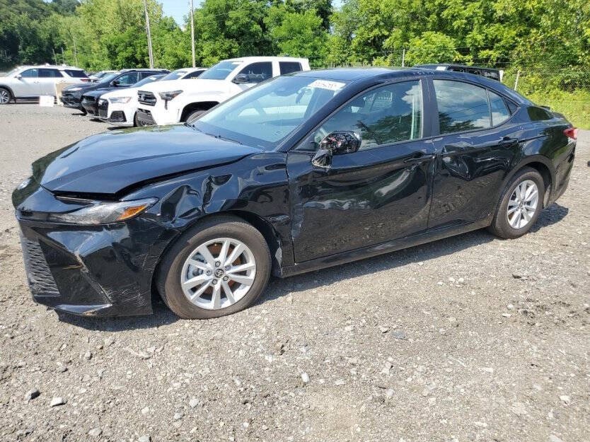 2025 Toyota Camry Image 3