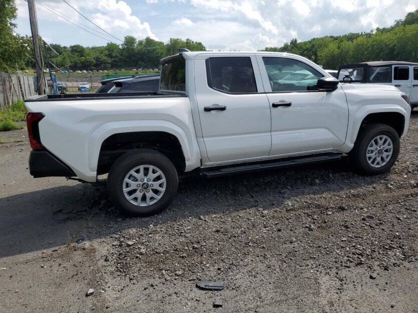 2025 Toyota Tacoma Image 5