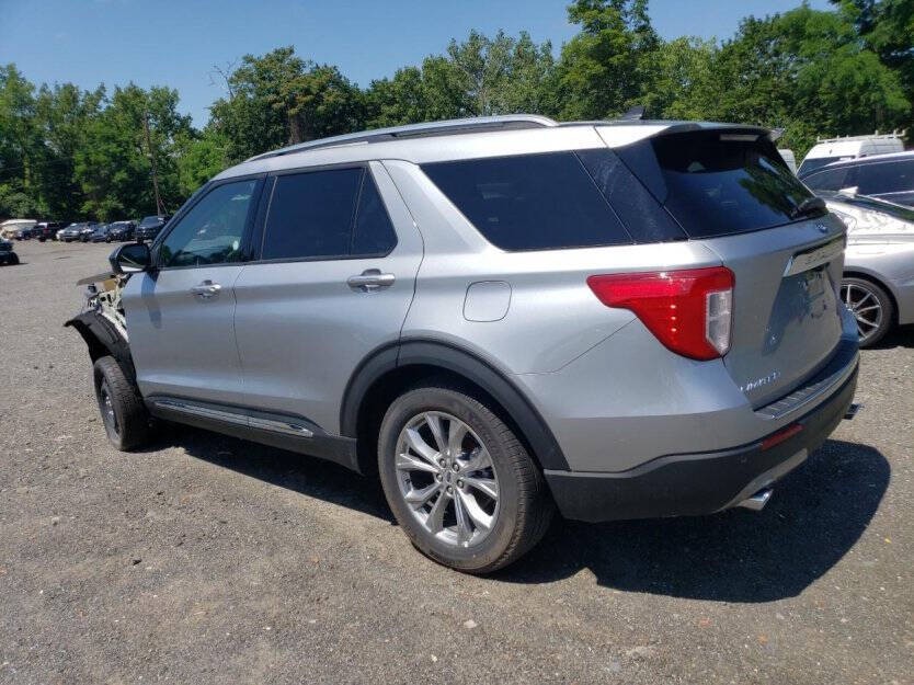 2023 Ford Explorer Image 4