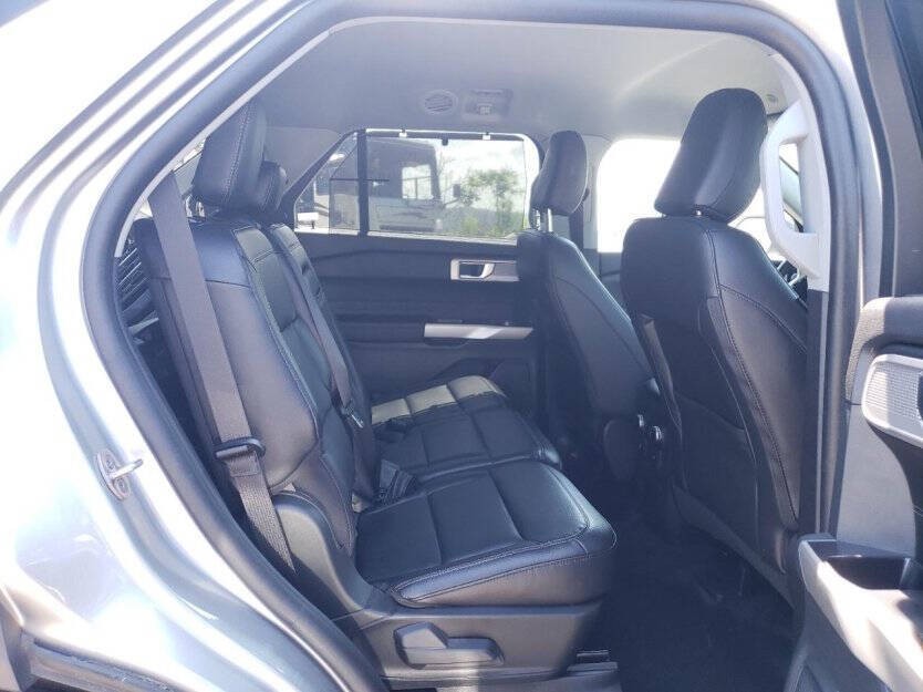 2023 Ford Explorer Image 7
