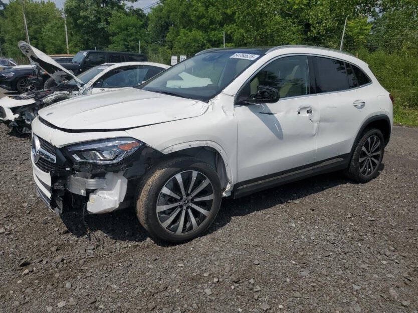2023 Mercedes-Benz GLA-Class Image 2