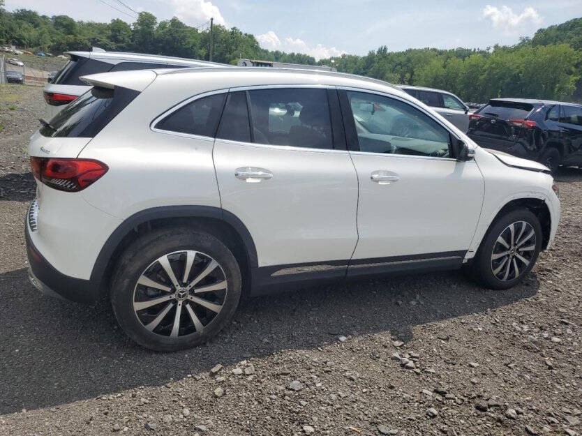 2023 Mercedes-Benz GLA-Class Image 4