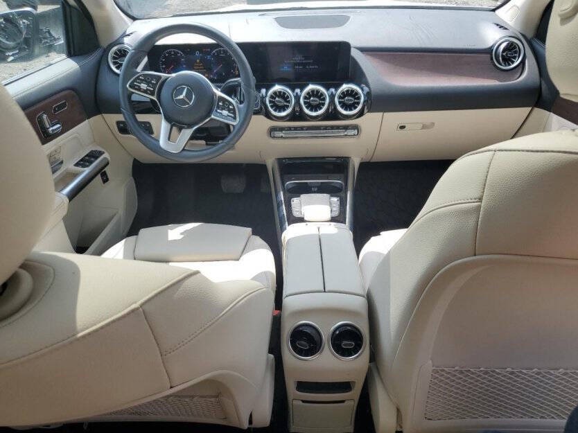 2023 Mercedes-Benz GLA-Class Image 7