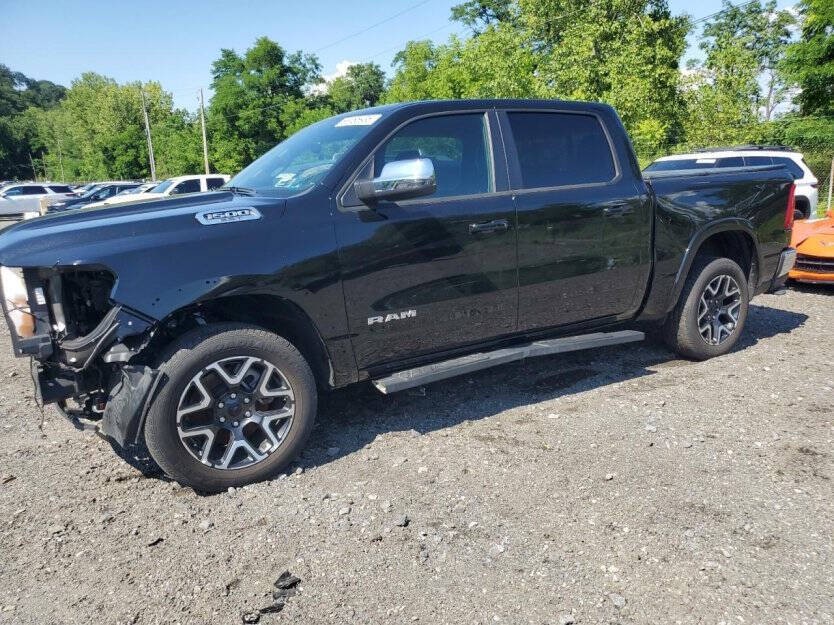 2025 RAM 1500 Image 2