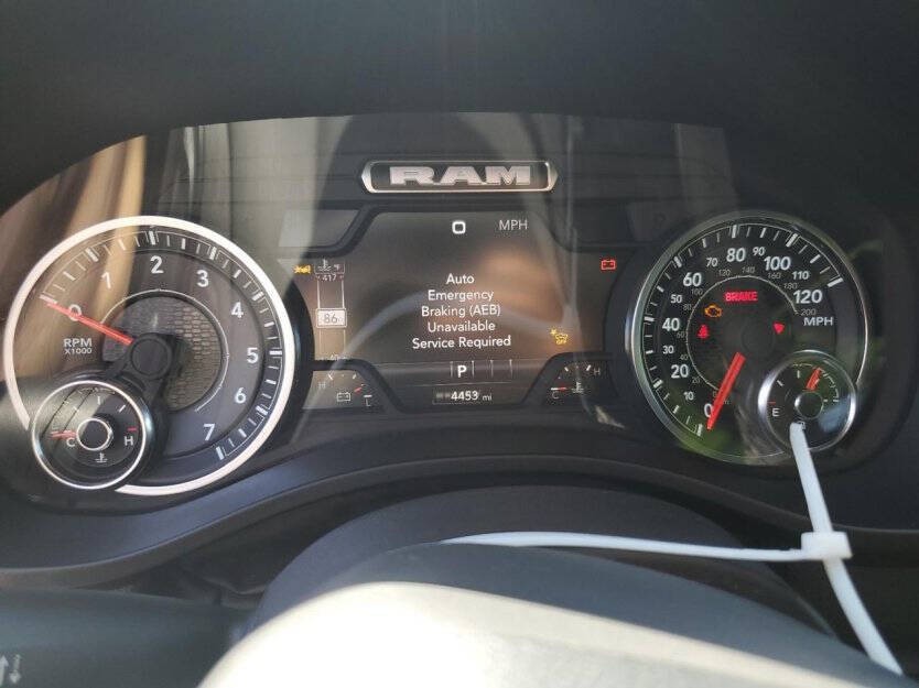 2025 RAM 1500 Image 8
