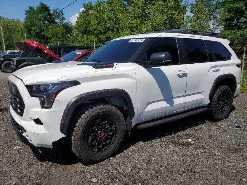 2025 Toyota Sequoia Image 2