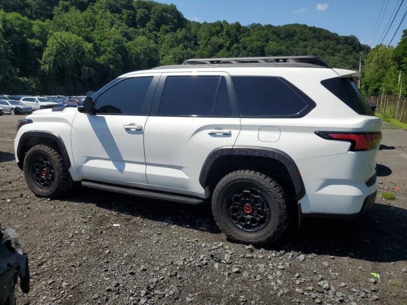 2025 Toyota Sequoia Image 3