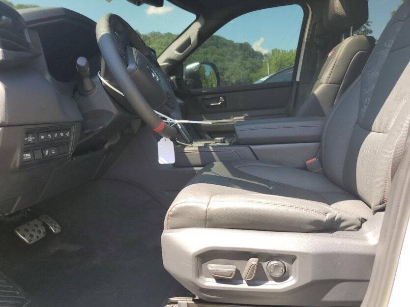 2025 Toyota Sequoia Image 5