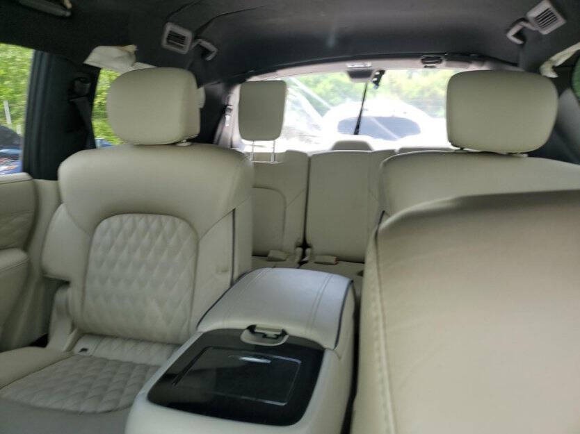 2024 INFINITI QX80 Image 6