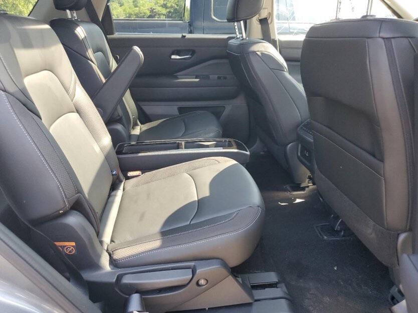 2025 Nissan Pathfinder Image 9