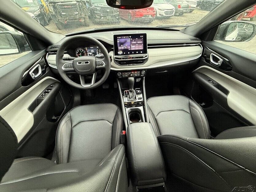 2024 Jeep Compass Image 7