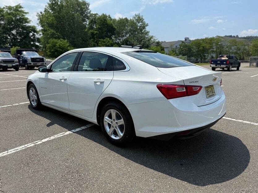 2024 Chevrolet Malibu Image 6