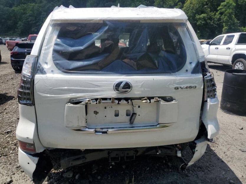 2023 Lexus GX 460 Image 4