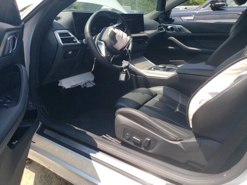 2025 BMW 4 Series Image 7
