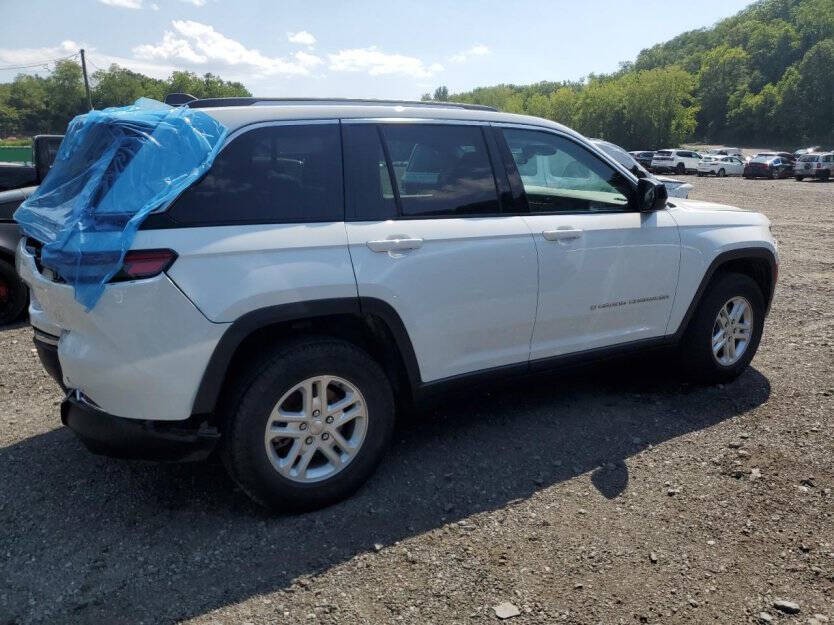 2022 Jeep Grand Cherokee Image 5