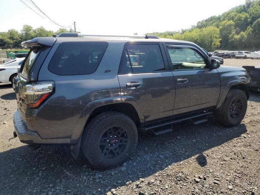 2020 Toyota 4Runner Image 5