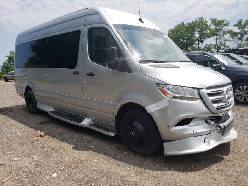2019 Mercedes-Benz Sprinter Image 1