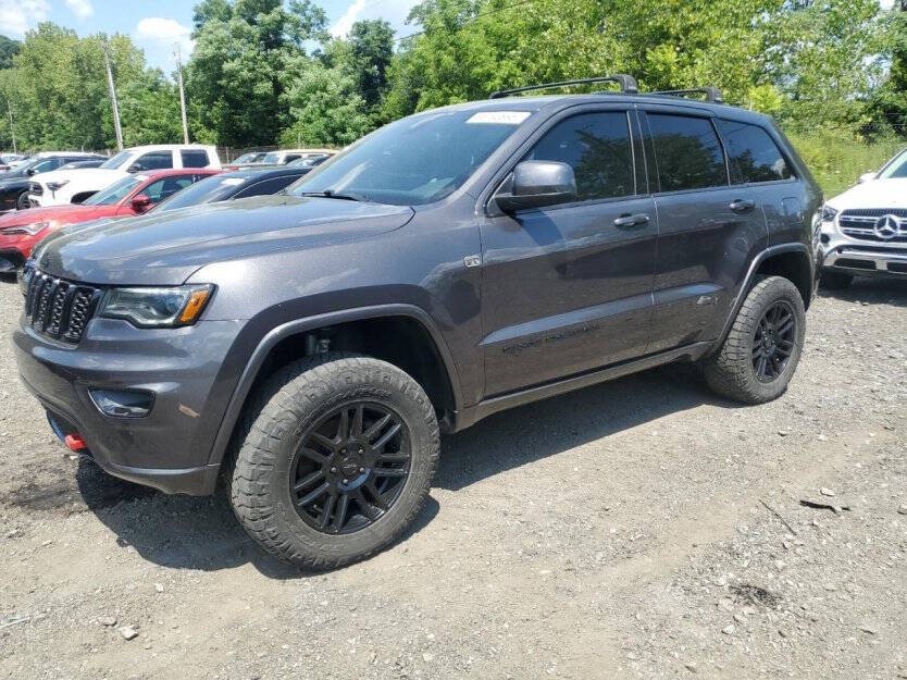 2020 Jeep Grand Cherokee Image 2
