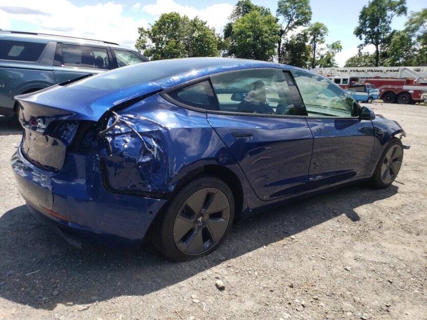 2022 Tesla Model 3 Image 4