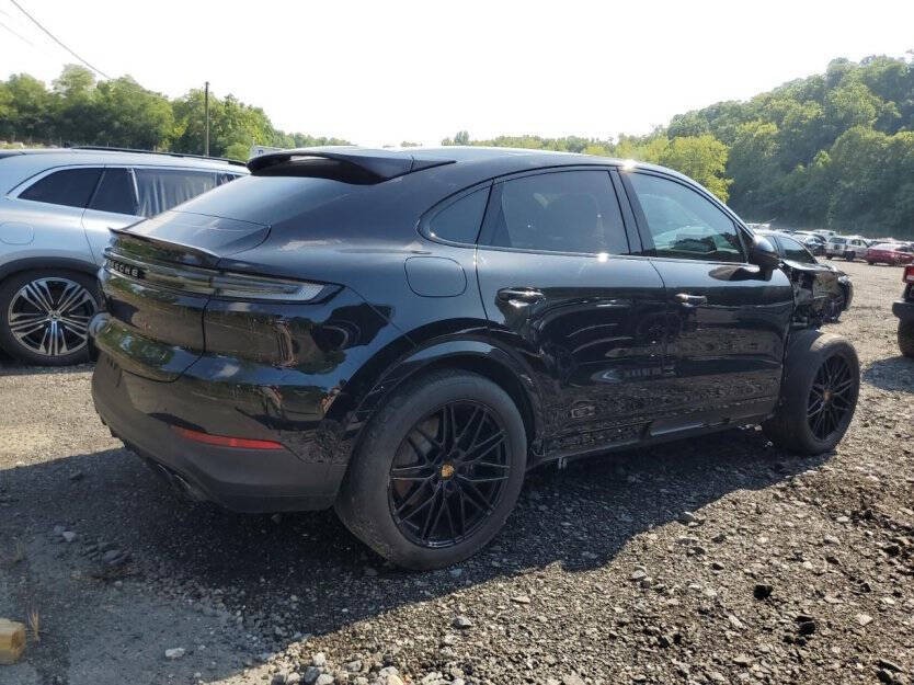 2024 Porsche Cayenne Image 5