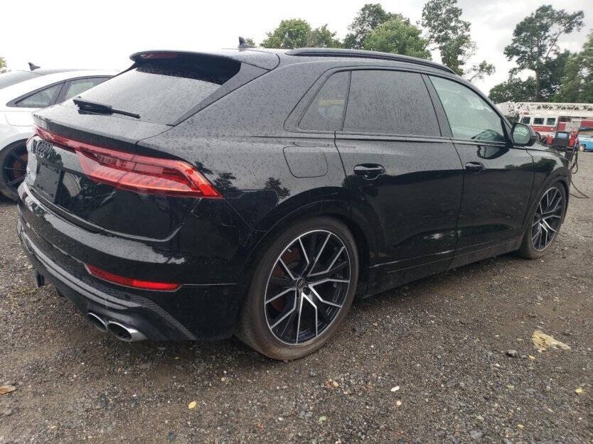2023 Audi SQ8 Image 5