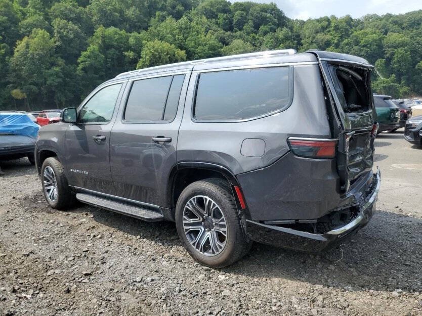 2024 Jeep Wagoneer Image 3