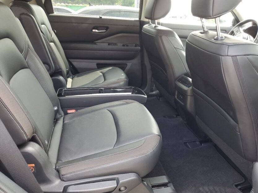 2024 Nissan Pathfinder Image 9
