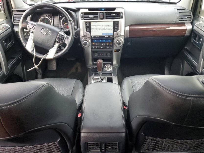 2023 Toyota 4Runner Image 7