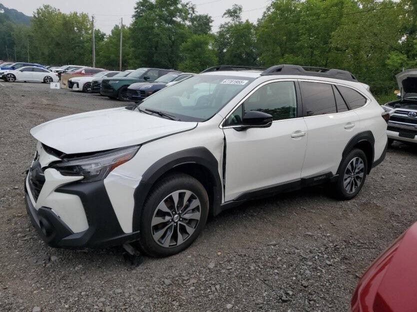 2025 Subaru Outback Image 3