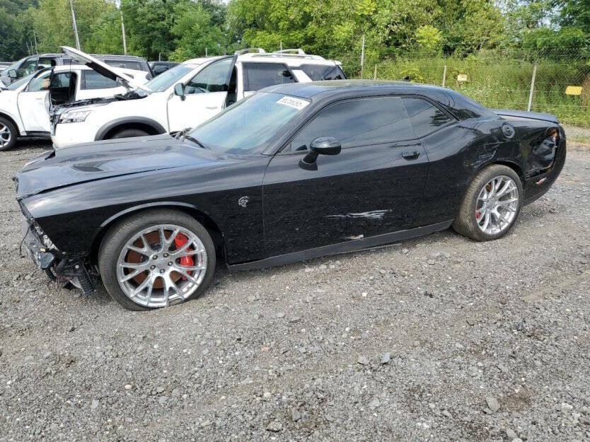 2016 Dodge Challenger Image 2
