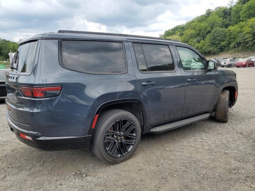2022 Jeep Wagoneer Image 4