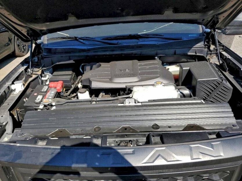 2023 Nissan Titan Image 9