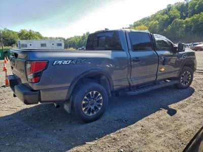 2023 Nissan Titan Image 4