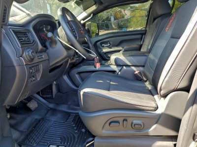 2023 Nissan Titan Image 5