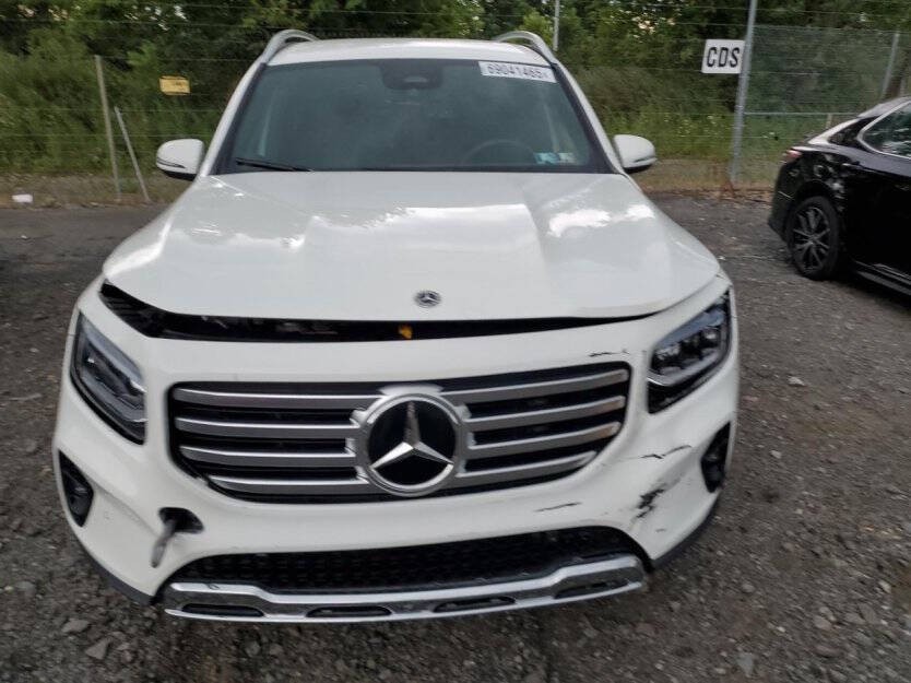 2024 Mercedes-Benz GLB Image 2