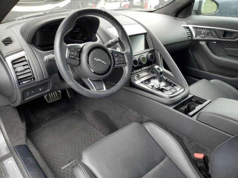 2021 Jaguar F-TYPE Image 7