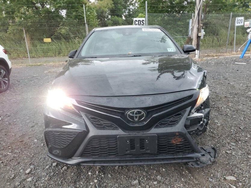 2023 Toyota Camry Image 2